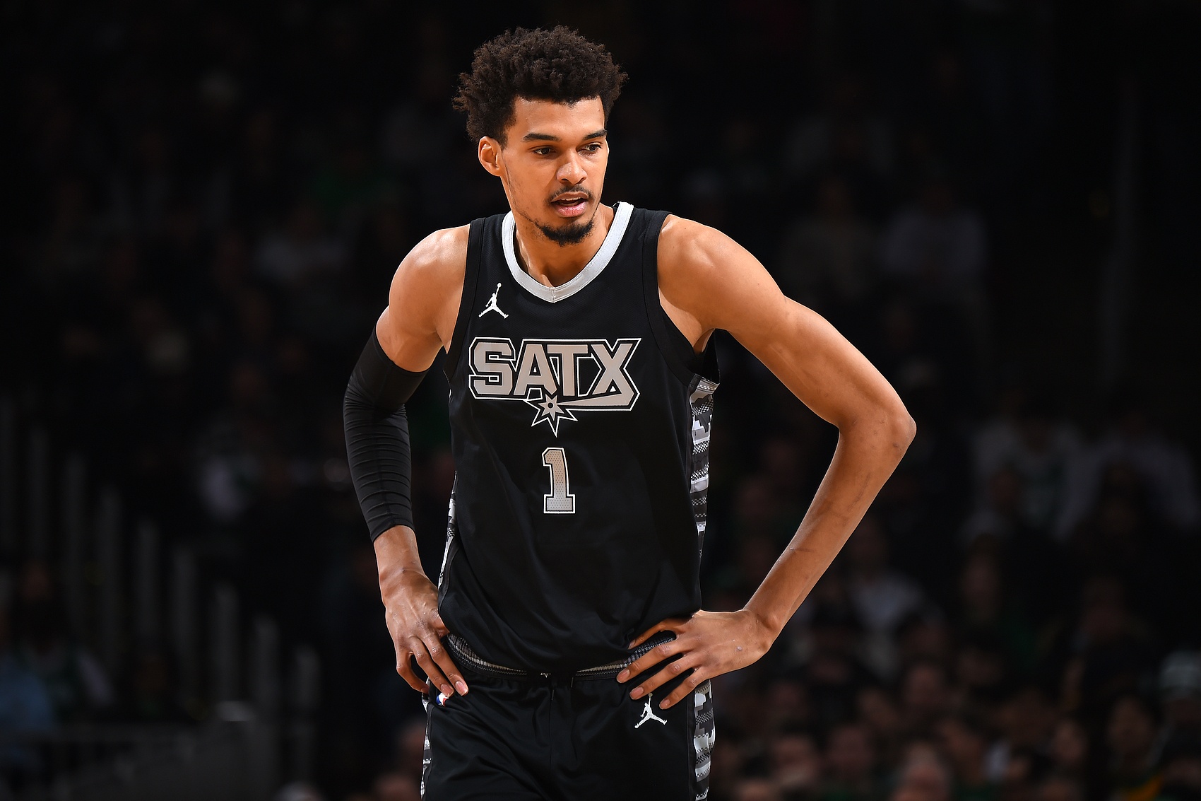 2050年NBA会发生什么？文班成GOAT？库里15-16赛季表现永远封神？