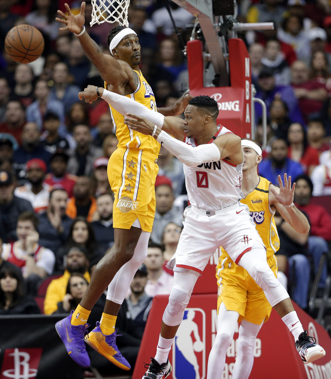 霍华德：威少本该能留在NBA 我懂这感觉 去海外赚钱吧享受生活吧